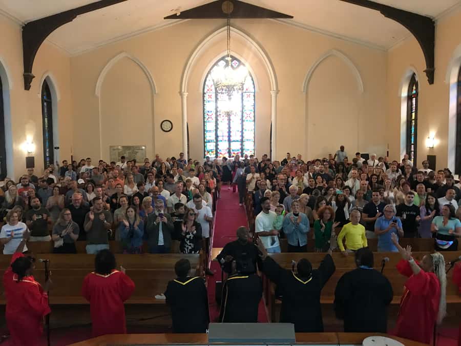 New York City: Harlem Gospel Live Music Concert - Is it a worship service or a tourist concert?