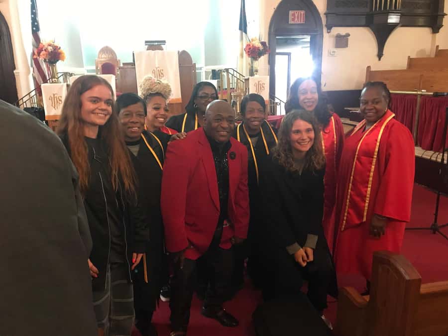 New York City: Harlem Gospel Live Music Concert - Who will enjoy this most