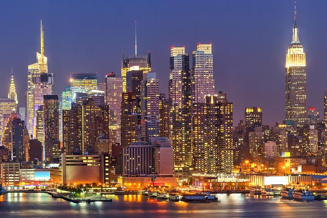 New York City Holiday Lights Tour - Grand Central is the tour’s indoor highlight