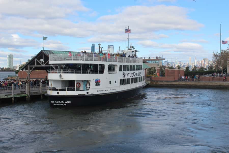 New York City: Statue of Liberty & Ellis Island Guided Tour - How much time should you allow?
