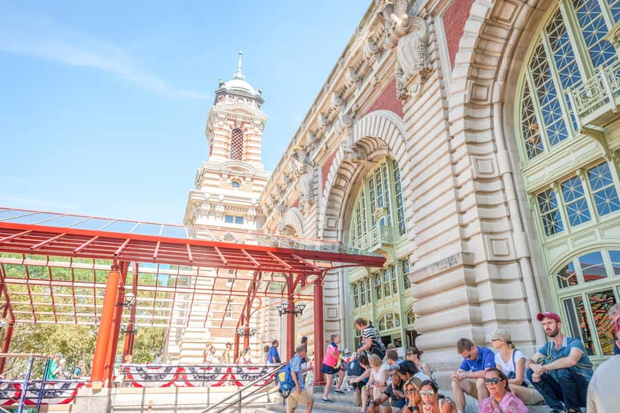 New York City: Statue of Liberty & Ellis Island with Ferry - Weather, crowds, and what to bring