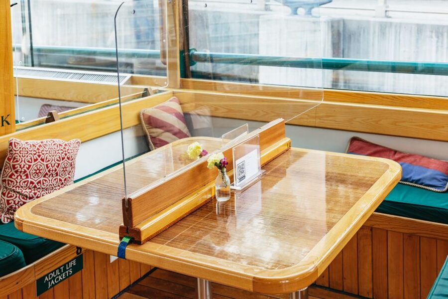 New York City: Sunset Yacht Cruise - Crew Service and the Feel of the Evening
