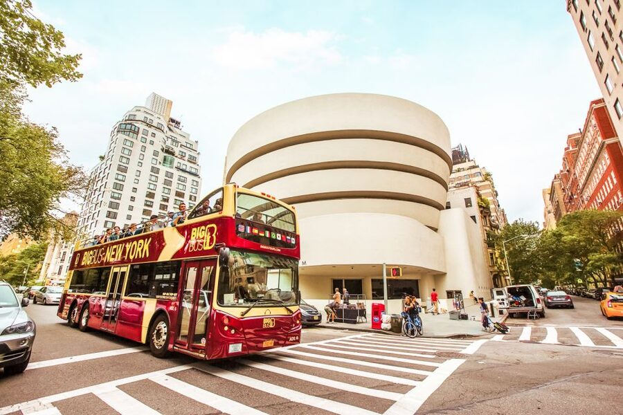 New York: Hop-on Hop-off Sightseeing Tour by Open-top Bus - Brooklyn Bridge and the Lower Manhattan skyline