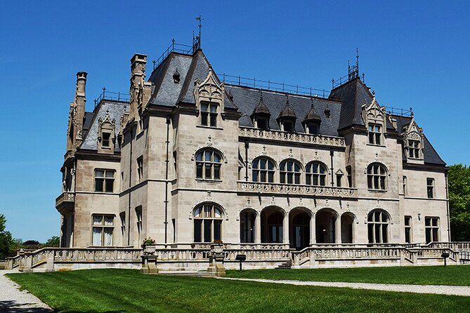 Newport Gilded Age Mansions Trolley Tour with Breakers Admission - Ocean Drive and the grandest coastal estates