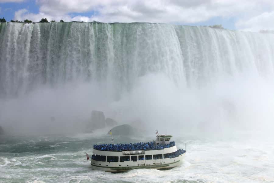 Niagara Falls, USA: Guided Tour with Maid of the Mist Cruise - Key points to know before booking