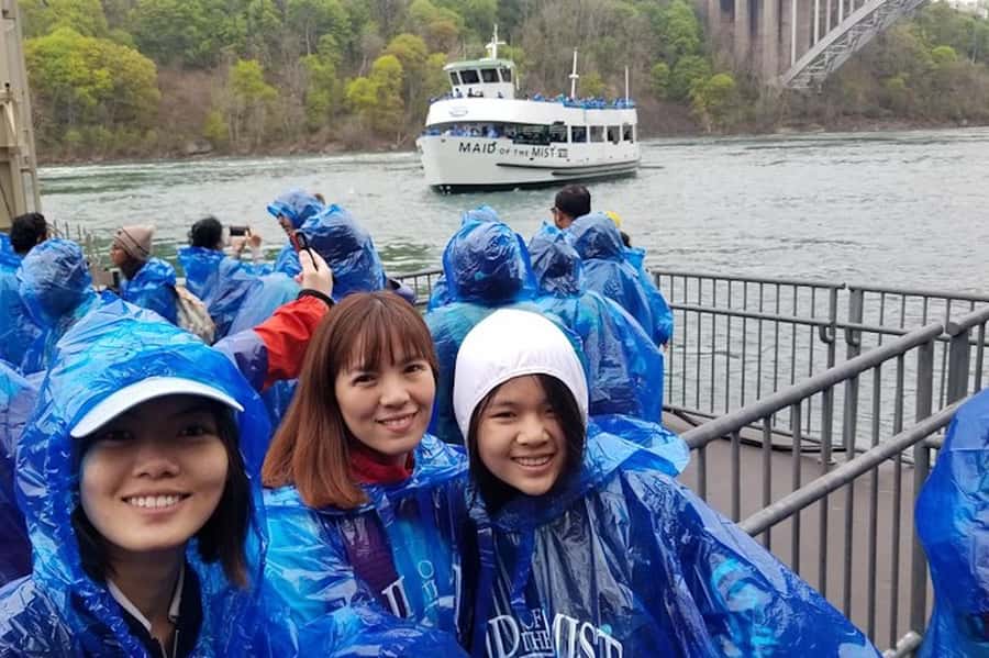 Niagara Falls, USA: Guided Tour with Maid of the Mist Cruise - What the two-hour schedule feels like