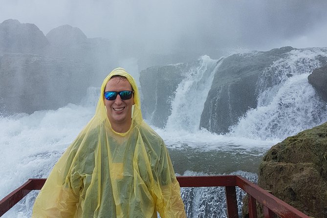 Niagara Falls USA: Maid of the Mist & Cave Adventure - Goat Island, Luna Island, and the smaller viewpoints