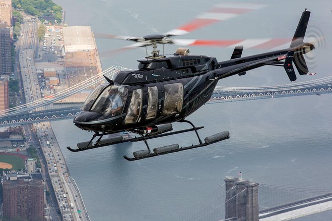 NY Helicopter Tour: Manhattan Highlights (Heliport fees Incl.) - Live Commentary and the Feel of the Ride