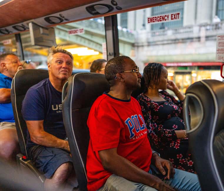 NYC at Night: 3-Hour Luxury Bus Tour of Top Highlights - Wall Street, the Charging Bull, and One World Trade Center
