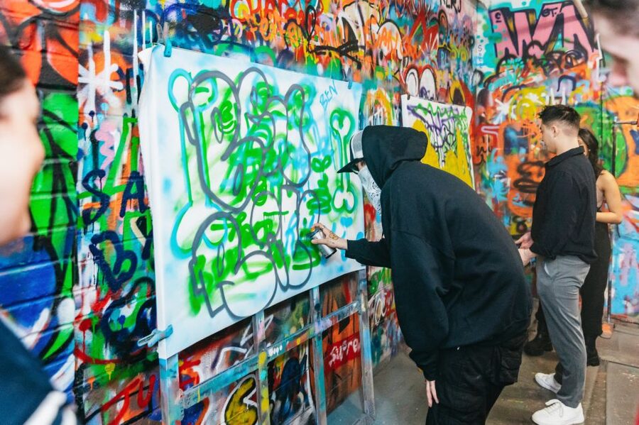 NYC: Brooklyn Graffiti Workshop with Local Artist - How to fit the workshop into your New York day