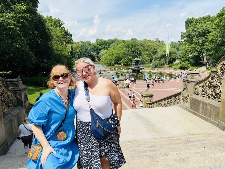 NYC: Central Park Celebrity Homes & Film Spots Pedicab Tour - Bow Bridge and the final return