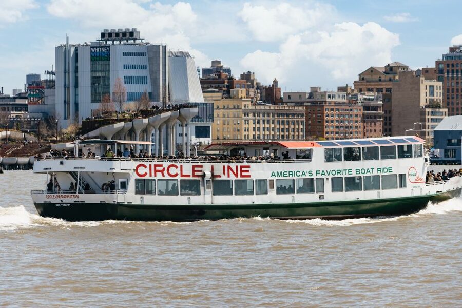 NYC: Circle Line 1.5-Hr Landmarks Skip-The-Box-Office Cruise - Food, timing, and small practical details
