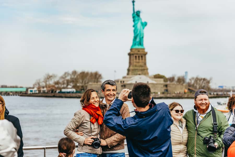 NYC: Circle Line 2.5 Hour Best of NYC Boat Cruise - Starting at Pier 83 on the Hudson