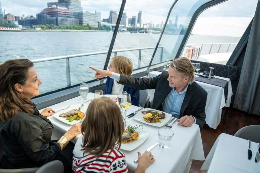 NYC: City Cruises Luxury Brunch, Lunch or Dinner Cruise - The route from the Empire State Building to the Hudson River icons
