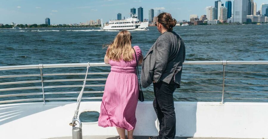 NYC: City Cruises Luxury Brunch, Lunch or Dinner Cruise - Practical details that can shape your evening