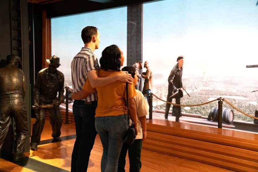 NYC: Empire State Building Tickets - Observatory & Museum - Who will enjoy this most
