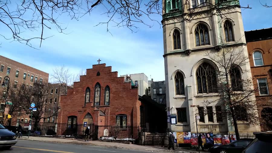 NYC: Harlem Hallelujah! Gospel Wednesday Concert - Inside the historic church