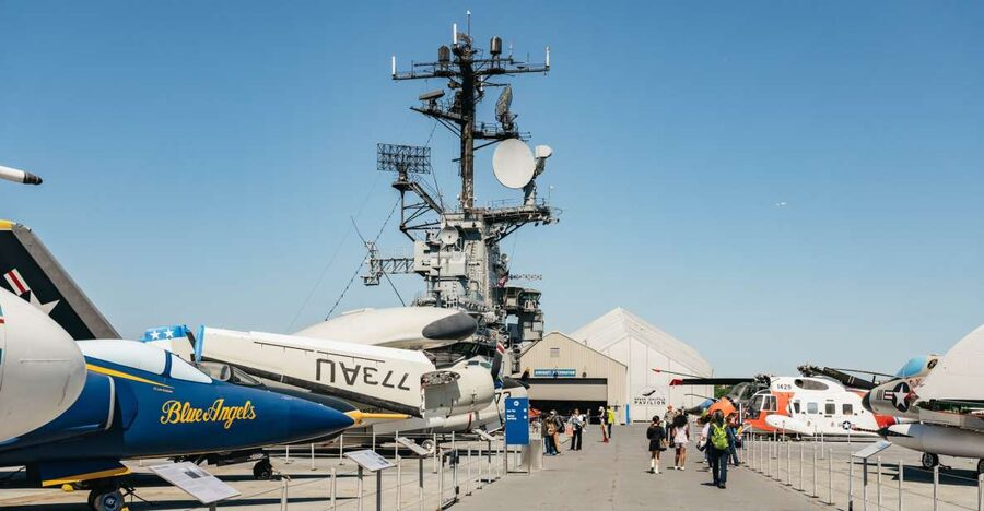 NYC: Intrepid Museum Entry Ticket - See the practical side on the Third Deck