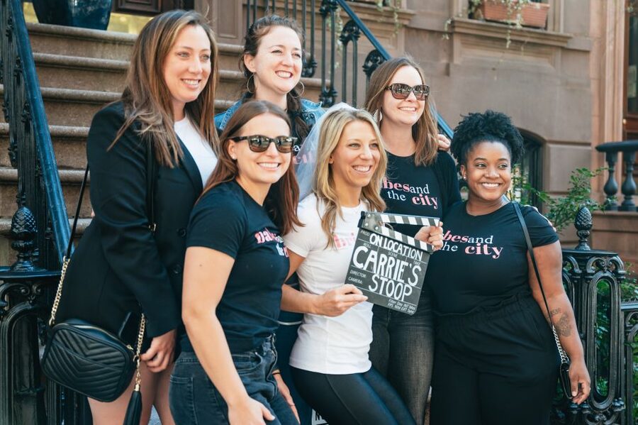 NYC: Sex and the City Hotspots Bus Tour (On Location Tours) - Carrie’s apartment and the West Village feeling
