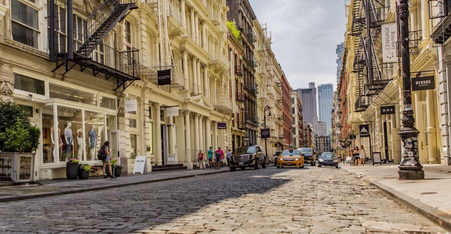 NYC: SoHo, Little Italy, and Chinatown Guided Tour - Mulberry, Bayard, and Grand Streets connect the neighborhoods