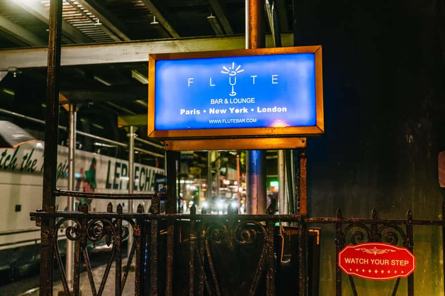 NYC: Speakeasy Drinks and Prohibition History Tour - Stop Three: The end of Prohibition and New York nightlife