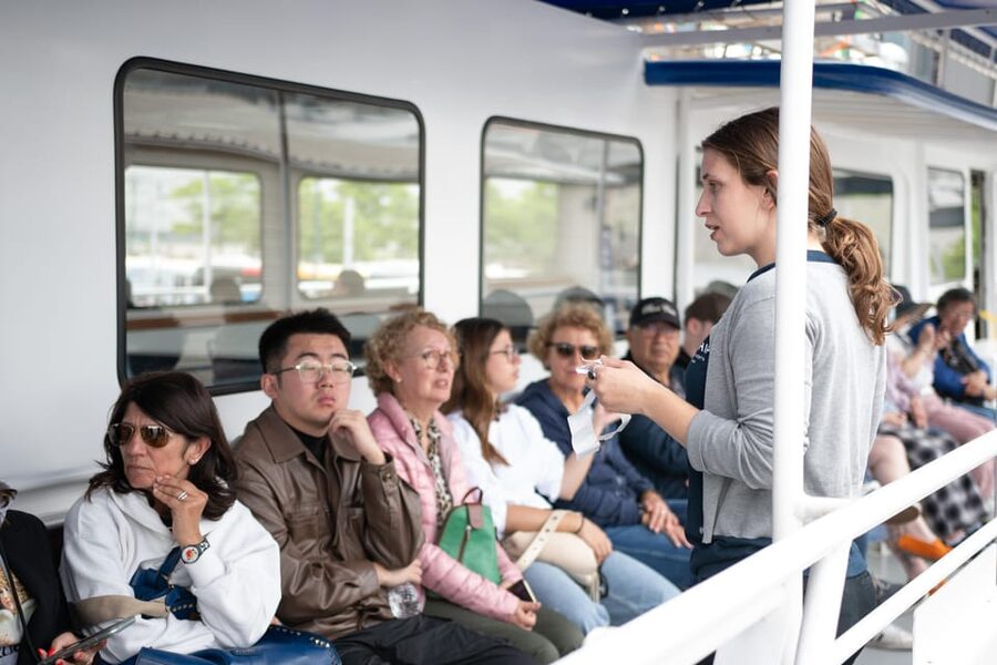 NYC: Starship Landmark 90 Minute Sightseeing Cruise - Food, comfort, and what to bring