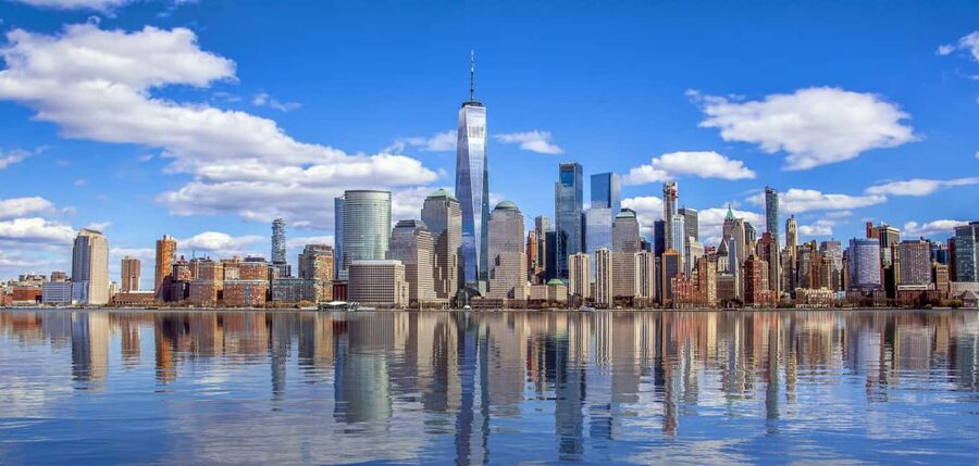 NYC: Starship Landmark 90 Minute Sightseeing Cruise - Ellis Island and the Statue of Liberty photo stop