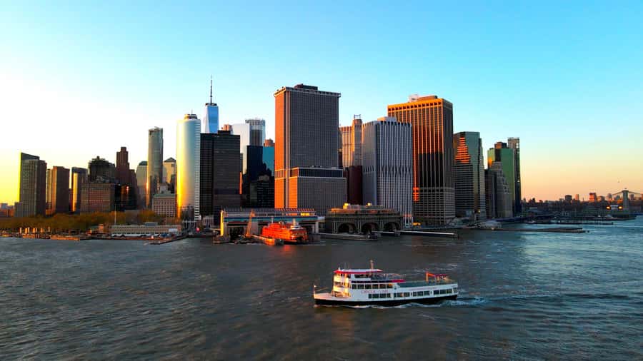 NYC: Statue of Liberty Sunset Cruise Skip-the-Line Ticket - The first views of Lower Manhattan