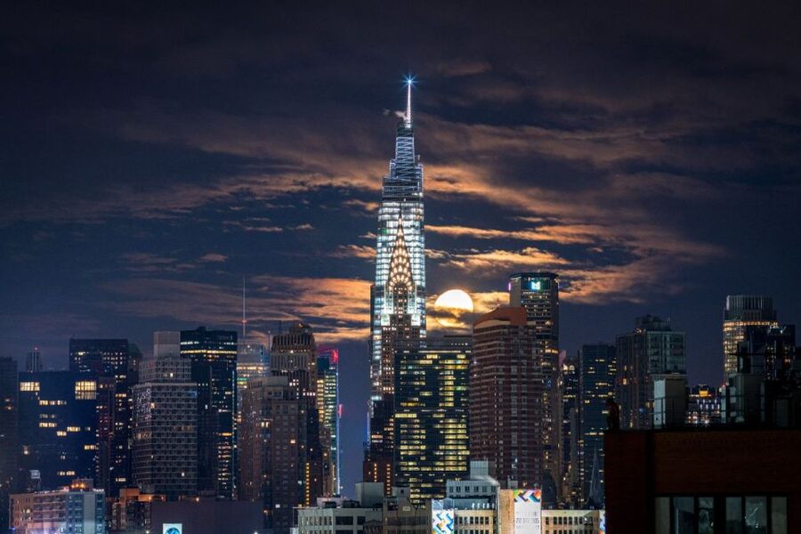NYC: SUMMIT One Vanderbilt Tickets - Who should book this experience?