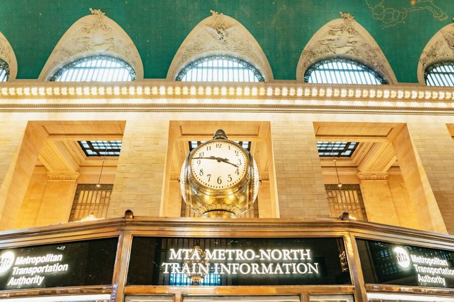NYC: The Secrets of Grand Central Terminal - The whispering gallery and the joy of testing it