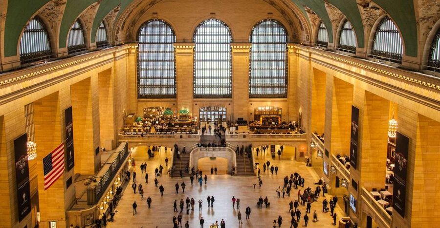 NYC: The Secrets of Grand Central Terminal - Starting beneath the main atrium clock