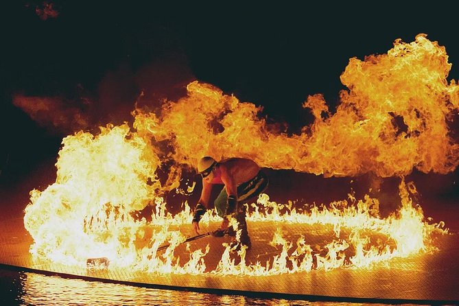 O™ by Cirque du Soleil® at the Bellagio Hotel and Casino - What you see on the water stage