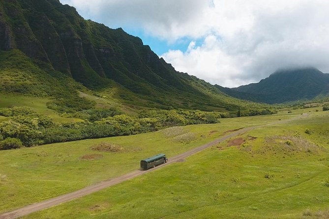 Oahu: Kualoa Ranch Movie Sites and Ranch Tour - A Guide Can Make or Break the Ride