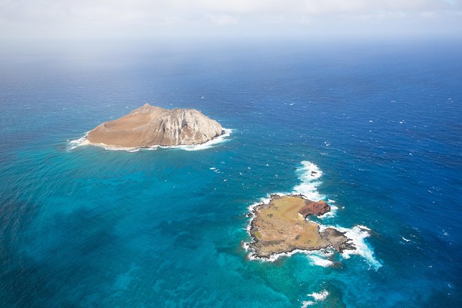 Oahu: Magnum PI Hughes 500 4-Passenger Doors-Off Helicopters - Cameras, phones, and the cold