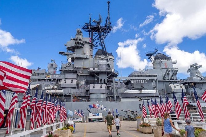Oahu: Pearl Harbor USS Arizona Memorial & Battleship Missouri - Why the Arizona and Missouri belong together