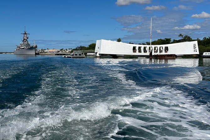 Oahu: Pearl Harbor USS Arizona Memorial Small Group Tour - Who should book this four-hour tour?