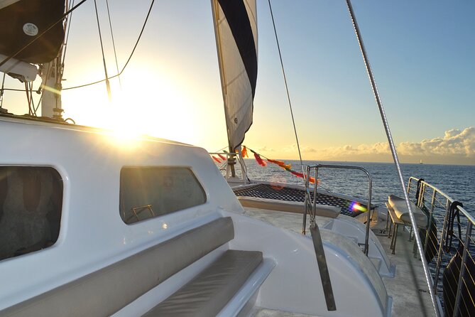 Oahu's Waikiki Coast: Moana’s Sunset Cocktail Sail - Is $89.99 a fair price?