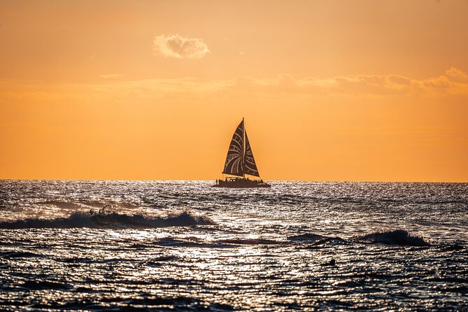 Oahu's Waikiki Coast: Moana’s Sunset Cocktail Sail - Weather, wind, and the cancellation question