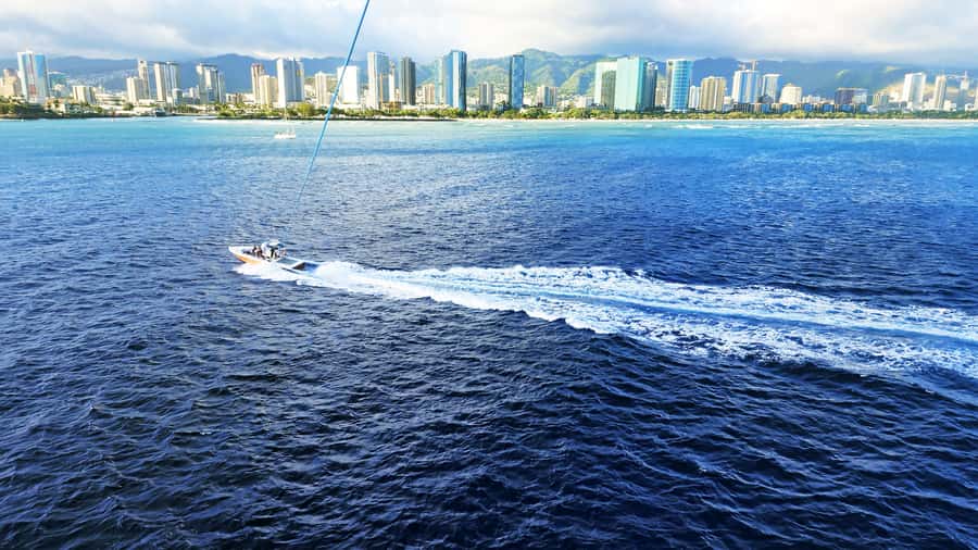 Oahu: Waikiki Parasailing - Key points to know before booking