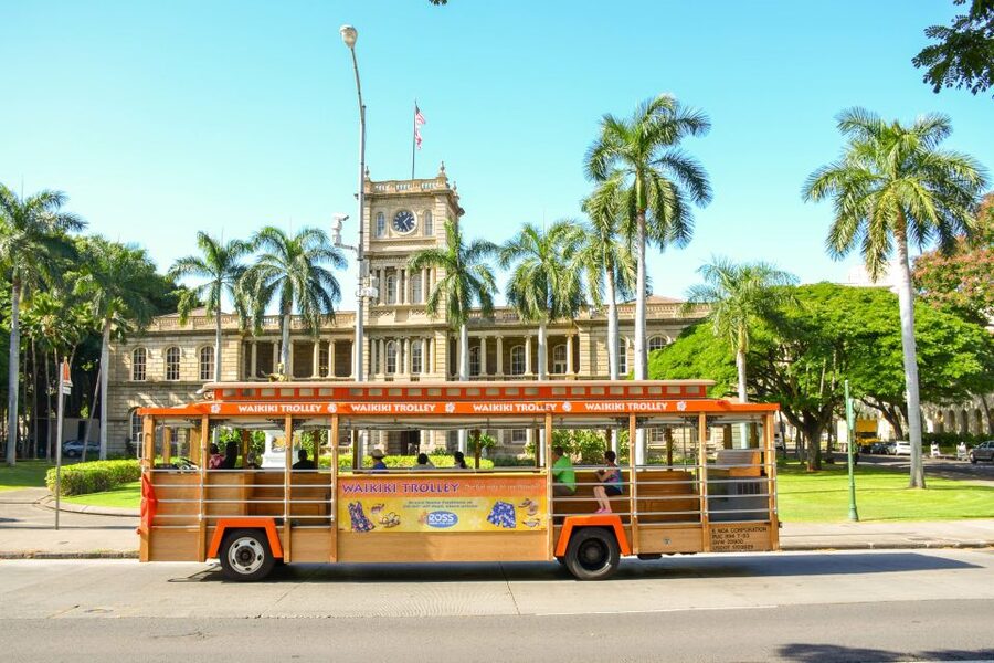 Oahu: Waikiki Trolley Hop-on Hop-off All-Line Pass - Why this pass works well in Waikiki