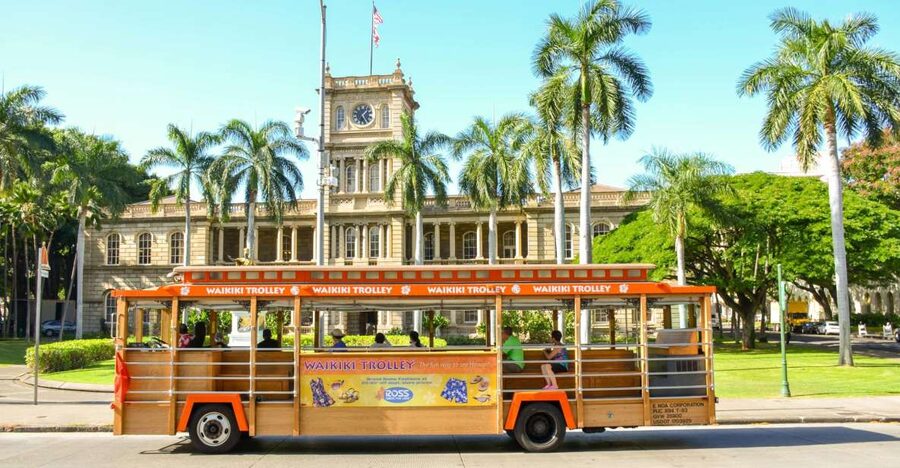 Oahu: Waikiki Trolley Hop-on Hop-off All-Line Pass - Red Line: Honolulu history from royalty to wartime