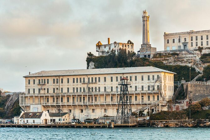 One Day in San Francisco: Alcatraz, Muir Woods, and SF City Tour - North Beach, Chinatown, and Fisherman’s Wharf