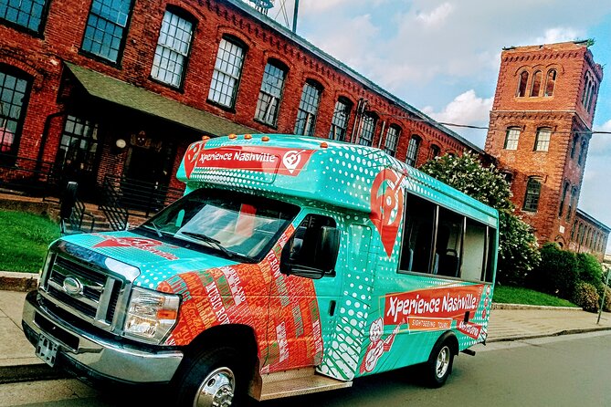 Open-Air Minibus Sightseeing Tour of Nashville - Broadway, murals, and Nashville’s visual character