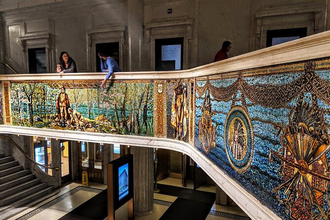 Original Chicago Architecture Interiors Tour: Dazzling Interiors - Surprise interiors across the Loop