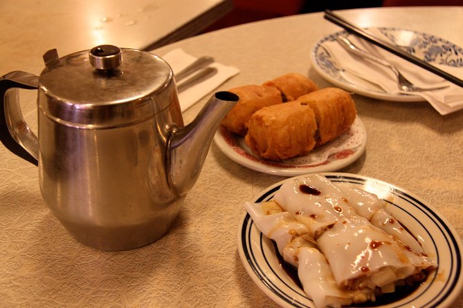 Original NYC Guided Food Tour of Chinatown and Little Italy - Finishing at Ferrara with a Sicilian cannoli
