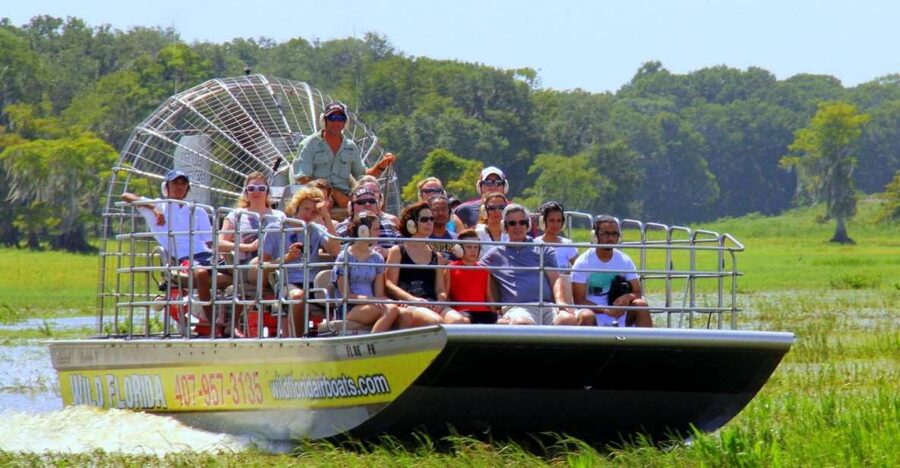 Orlando: Everglades Airboat Ride and Wildlife Park Ticket - Food, views, and extras on site