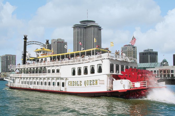 Paddlewheeler Creole Queen Historic Mississippi River Cruise - What the Creole Queen adds to a New Orleans visit