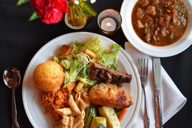 Paddlewheeler Creole Queen Jazz Dinner Cruise in New Orleans - Jazz, dancing, and a relaxed New Orleans mood