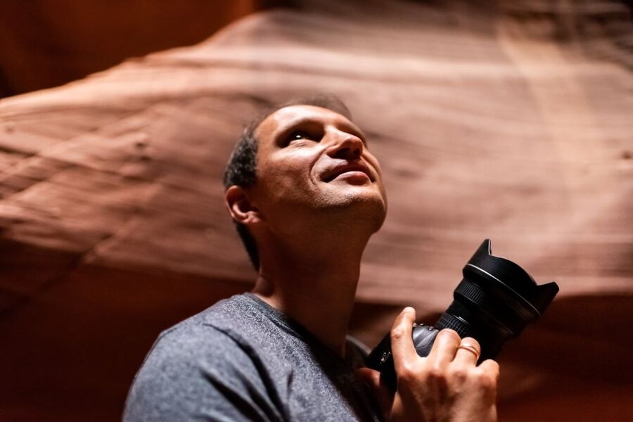 Page: Lower Antelope Canyon Entry and Navajo Guided Tour - A guided walk through Hasdeztwazi