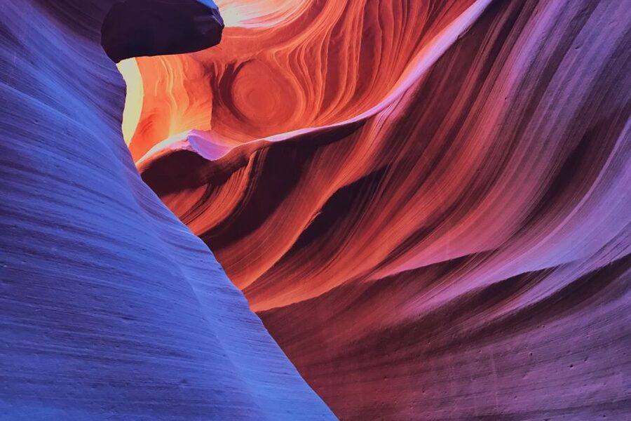 Page: Lower Antelope Canyon Entry and Navajo Guided Tour - Making the most of the photo stops